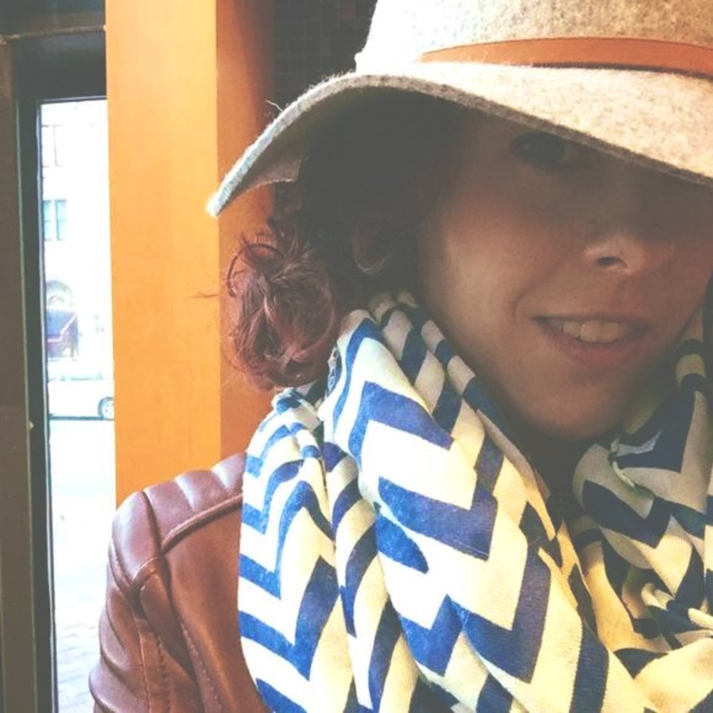 Meet your Posher, Emily